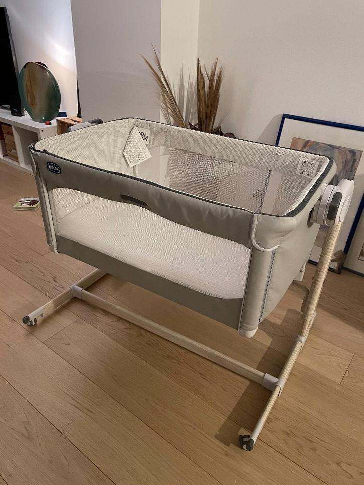 Chicco Next2Me CoolGrey (Naast mij - Cododo), Kinderen en Baby's, Kinderkamer | Bedden, Gebruikt, Ophalen