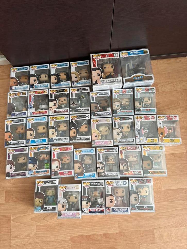 Pop + de 210 ( 215 je pense ) pop avec protection, Collections, Jouets miniatures, Comme neuf, Enlèvement