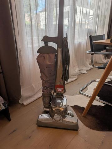 Kirby Sentria avec accessoires, Electroménager, Enlèvement, Utilisé, Sac à poussière, Aspirateur