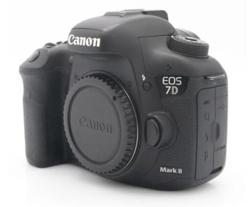 boitier APS-C  CANON 7D mark II, excellent état beschikbaar voor biedingen
