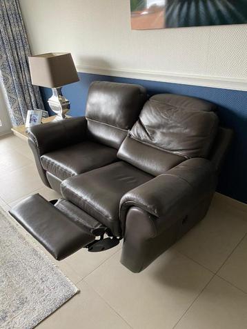 Salon Chataeux Ax als nieuw 4p bruin leer relax + slaapzetel beschikbaar voor biedingen