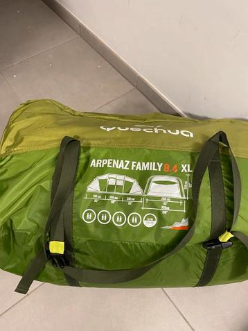 Nieuwe Quechua 8-persoonstent beschikbaar voor biedingen