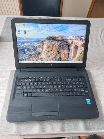 HP 15inch laptop met windows 11, SSD, azerty, goede accu beschikbaar voor biedingen