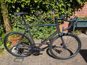 Giant TCR Advanced Pro 0 | Ultegra Di2 2x12 PWM | 2025 | XL beschikbaar voor biedingen