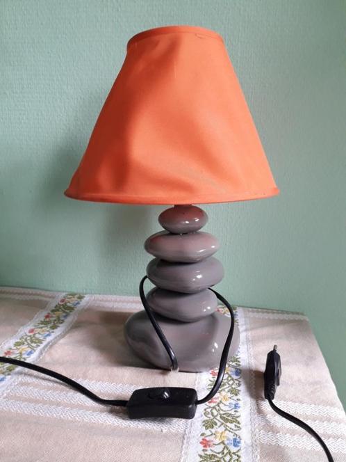 LAMPE DE CHEVET EN CÉRAMIQUE, Maison & Meubles, Lampes | Lampes de table, Comme neuf, Enlèvement ou Envoi