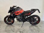 KTM 790 Duke, Motoren, 2 cilinders, 790 cc, Bedrijf, Minimaal motorrijbewijs A2