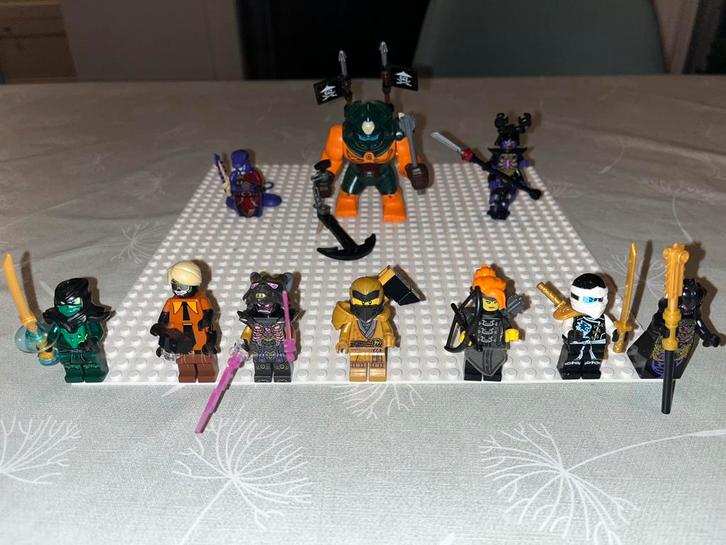 Collector Lego Ninjago figuren, Enfants & Bébés, Jouets | Duplo & Lego, Comme neuf, Lego, Enlèvement ou Envoi