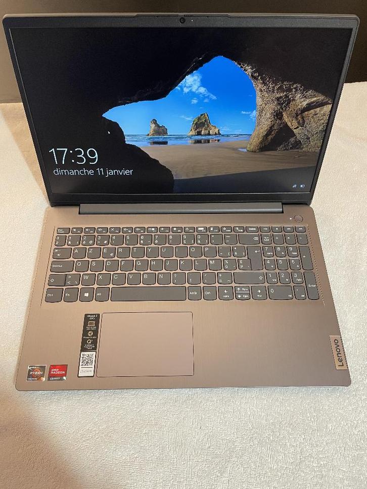 Lenovo IdeaPad 3 - Ryzen 5 - 16Go RAM - 1000Go SSD - NEUF, Informatique & Logiciels, Ordinateurs portables Windows, Comme neuf
