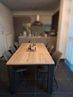 Tafel met bijhorende dressoir, Huis en Inrichting, Ophalen, Zo goed als nieuw