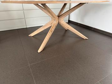 Design tafel massief eik inclusief spinnepoot zeer goede st beschikbaar voor biedingen