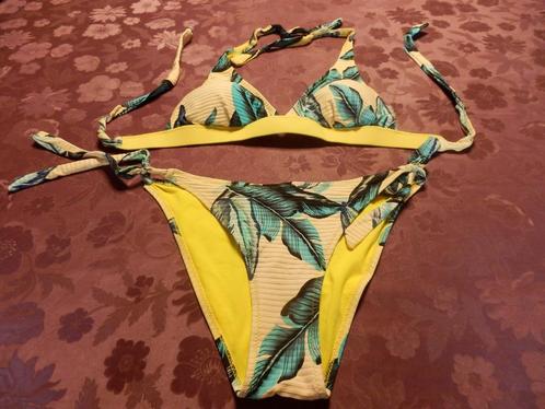 (39) -bikini femme t.40 jaune bleu - MOO -, Kleding | Dames, Badmode en Zwemkleding, Zo goed als nieuw, Bikini, Geel, Ophalen of Verzenden