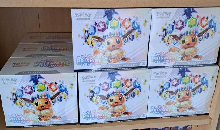 Pokemon boxen en etb's, Hobby en Vrije tijd, Verzamelkaartspellen | Pokémon, Nieuw, Boosterbox, Ophalen of Verzenden