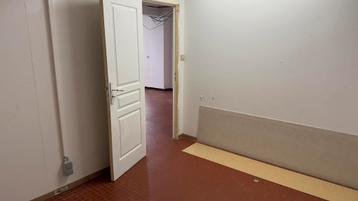 Grand appartement plein pied Ciney Centre beschikbaar voor biedingen