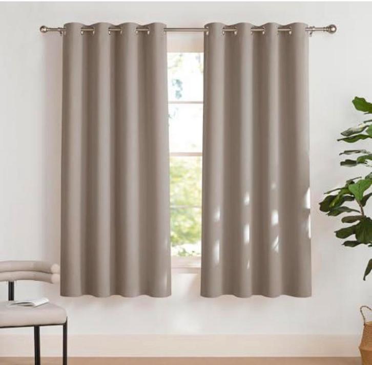 Gordijnen set Zandkleur verduistering 175 x 140 ringen bruin, Doe-het-zelf en Bouw, Glas en Ramen, Nieuw, Ophalen of Verzenden