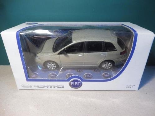 1:43 Norev 50906281 Fiat Croma Wagon , zwart of parelgrijs, Hobby en Vrije tijd, Modelauto's | 1:43, Zo goed als nieuw, Auto, Norev