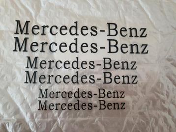 Set van 6x Mercedes remklauw cover stickers > zwart of wit

 beschikbaar voor biedingen