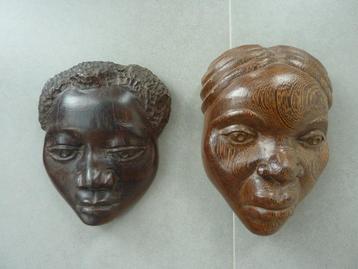 houten hoofden (Congo) beschikbaar voor biedingen