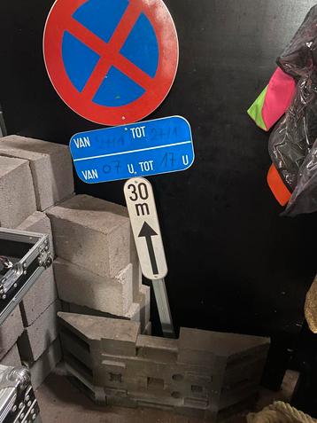 Verkeersbord verboden parkeren, parkeerverbodsbord 30m E3 beschikbaar voor biedingen