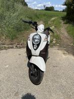 Sym mio 50, Fietsen en Brommers, Scooters | SYM, Ophalen, Zo goed als nieuw, Mio