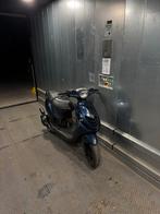 Zip 2 Takt 70cc, Fietsen en Brommers, Ophalen, Piaggio, Tweetakt, Gebruikt