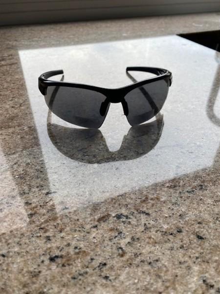 Fiets zonnebril, Fietsen en Brommers, Fietsaccessoires | Fietskleding, Zo goed als nieuw, Dames, Heren, Ophalen of Verzenden