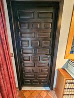 Porte espagnole du début du XXe siècle, Enlèvement