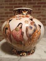 Antieke Chinese Satsuma aardewerk Vaas, Antiek en Kunst, Ophalen