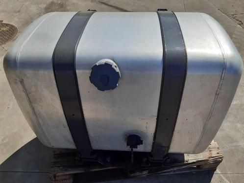 Mazouttank MP4 A9604704602, Auto-onderdelen, Vrachtwagen-onderdelen, Mercedes-Benz, Brandstofsystemen, Gebruikt
