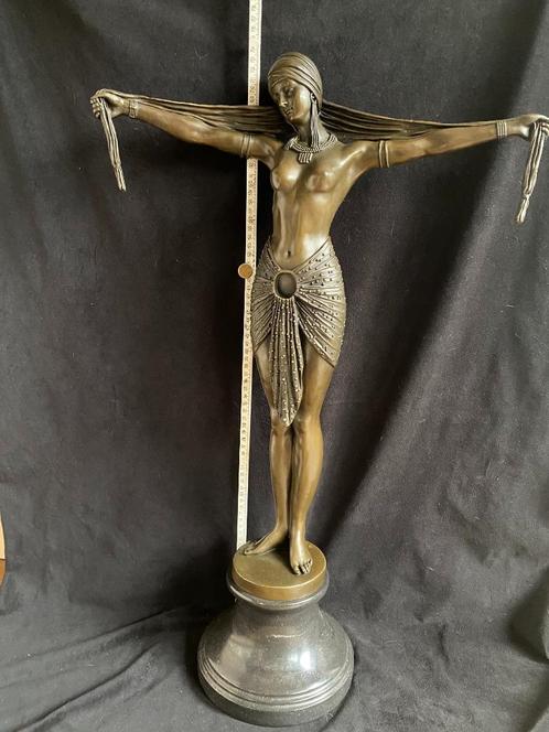Bronzen dame 74cm!! D.H.Chiparus groot fraai zuiver brons, Antiquités & Art, Art | Sculptures & Bois, Enlèvement ou Envoi