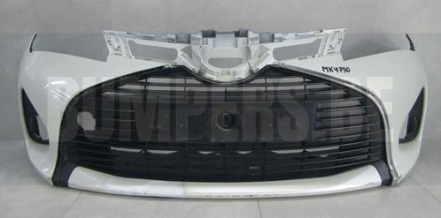 Bumper Toyota Yaris 3 III facelift 14-17 53112-0D040 Voorbum, Auto-onderdelen, Carrosserie, Bumper, Voor, Gebruikt, 6 maanden garantie