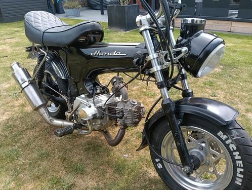 Dax 50cc bklasse lowrider, Fietsen en Brommers, Brommers | Honda, Gebruikt, Overige modellen, Klasse B (45 km/u), Ophalen of Verzenden