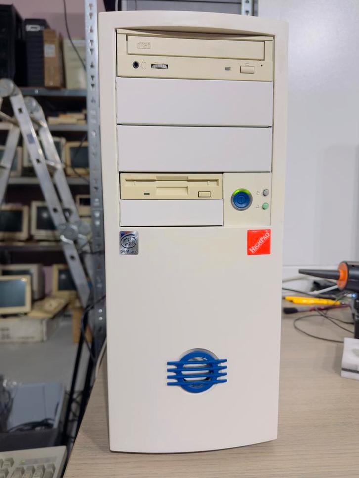 Tower Pentium 166MMX, Computers en Software, Vintage Computers, Ophalen