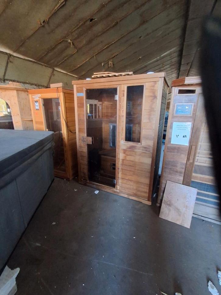 Gratis infraroodsauna en jacuzzi geleverd, Tuin en Terras, Tuinhuizen, Verzenden