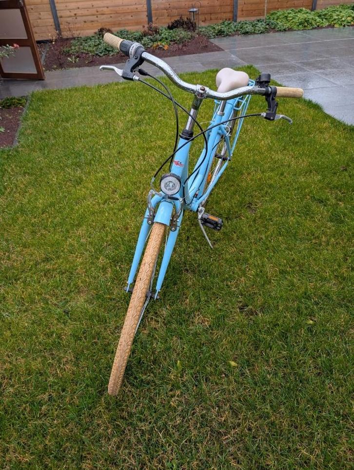 Blauwe damesfiets, Fietsen en Brommers, Fietsen | Dames | Damesfietsen, Gebruikt, Overige merken, Versnellingen, 47 tot 50 cm