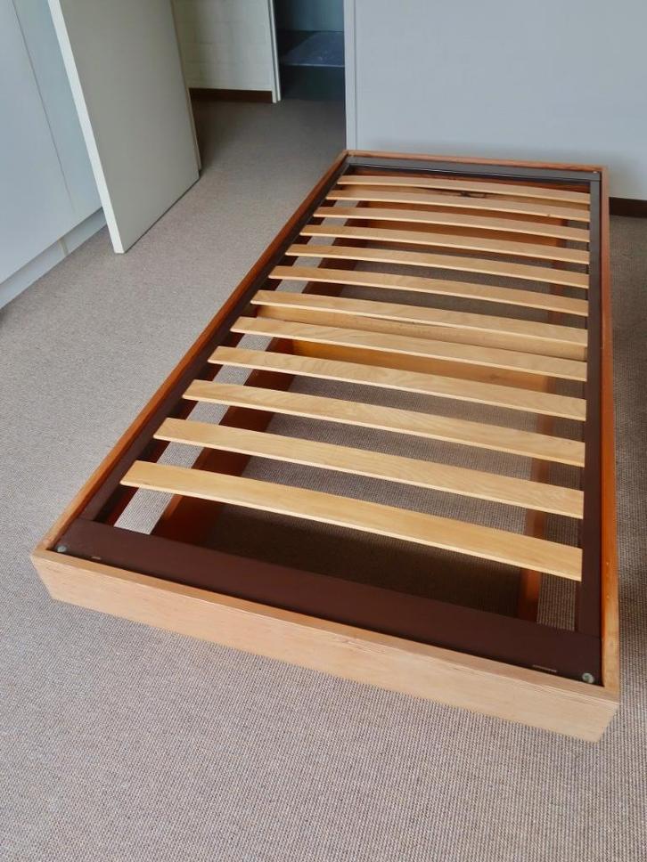 Houten bed met lattenbodem, Maison & Meubles, Chambre à coucher | Lits, Utilisé, Une personne, 90 cm, 200 cm, Bois, Brun, Enlèvement