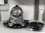 Set de fondue argenté métallique