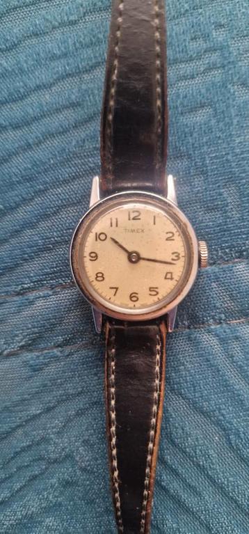 Montre vintage Timex pour homme 