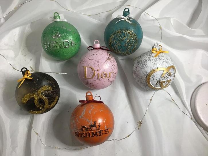 Six boules de Noël de Luxe, 8cm, Collections, Collections Autre, Neuf, Enlèvement ou Envoi