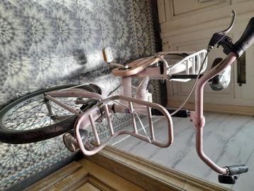 meisjesfiets beschikbaar voor biedingen