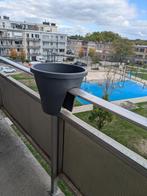 Bloempot, Ophalen, Zo goed als nieuw, Kunststof, Balkon