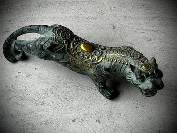 Tigre Feng Shui Laiton beschikbaar voor biedingen