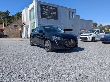 Peugeot 208 PureTech EAT8 Allure | NAVI | CARPLAY | PARKSENS beschikbaar voor biedingen