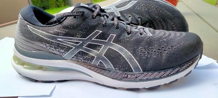 nieuwe loopschoenen maat 41,5 (UK7), Sport en Fitness, Loopsport en Atletiek, Nieuw, Hardloopschoenen, Hardlopen, Asics, Ophalen