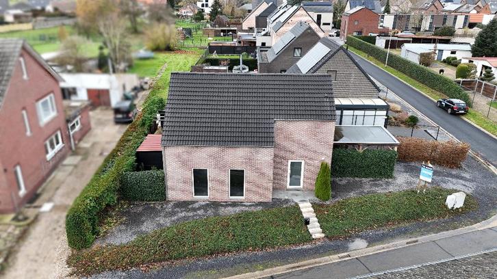Huis te koop, Immo, Huizen en Appartementen te koop, Provincie Limburg, 200 tot 500 m², Hoekwoning, A