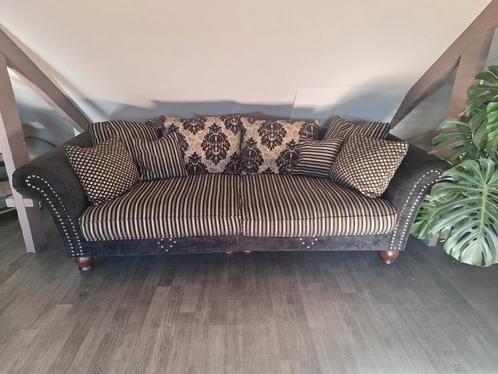 Grote knusse tweepersoonszetel, Huis en Inrichting, Zetels | Zetels en Chaises Longues, Zo goed als nieuw, Tweepersoons, 250 tot 300 cm