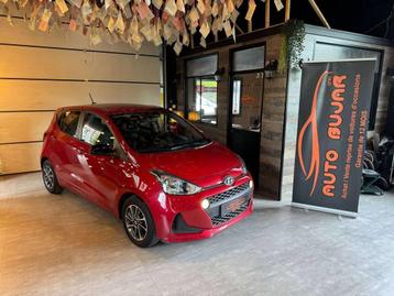 Hyundai i10 1.0i *ECRAN / CARPLAY / AIRCO / 1ER PROP / G 12M beschikbaar voor biedingen