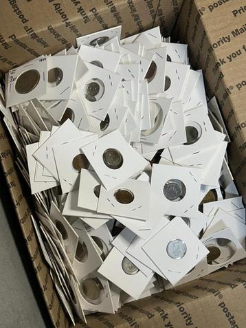 100 Stuks Munten beschikbaar voor biedingen