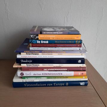 Lot van 15 boeken Koningshuizen. 