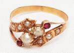 Ring kleursteen parel goud antiek victoriaans., Handtassen en Accessoires, Antieke sieraden, Goud, Ophalen of Verzenden, Ring