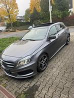 Mercedes-Benz A180 AMG PANO XENON HARMAN/KARDON, Auto's, Bedrijf, Handgeschakeld, 5 deurs, Zilver of Grijs